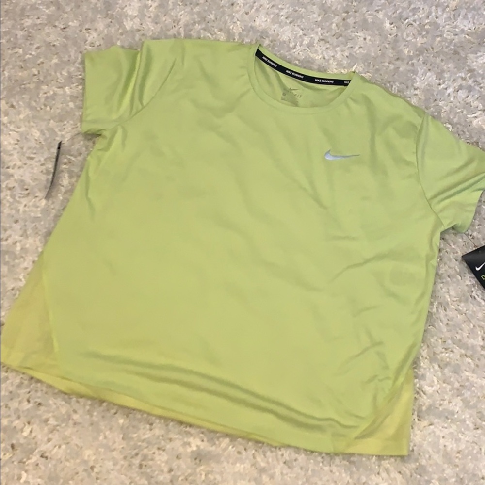 Last Call - Nike Women’s Dri-Fit